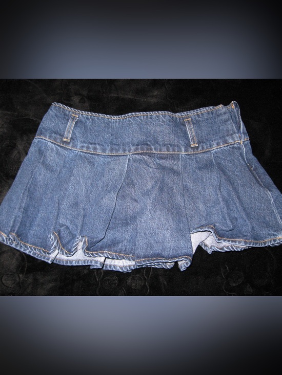 Disney Pants - Forever 21 denim pleated mini skirt size small